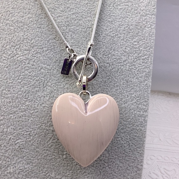 Envy signed Ballet Pink Heart Pendant Necklace - Picture 2 of 4